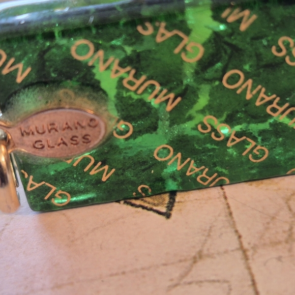 Green and Gold Resin Pendant - Picture 5 of 5